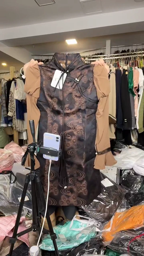 纱袖连衣裙       2XL码    130-140斤