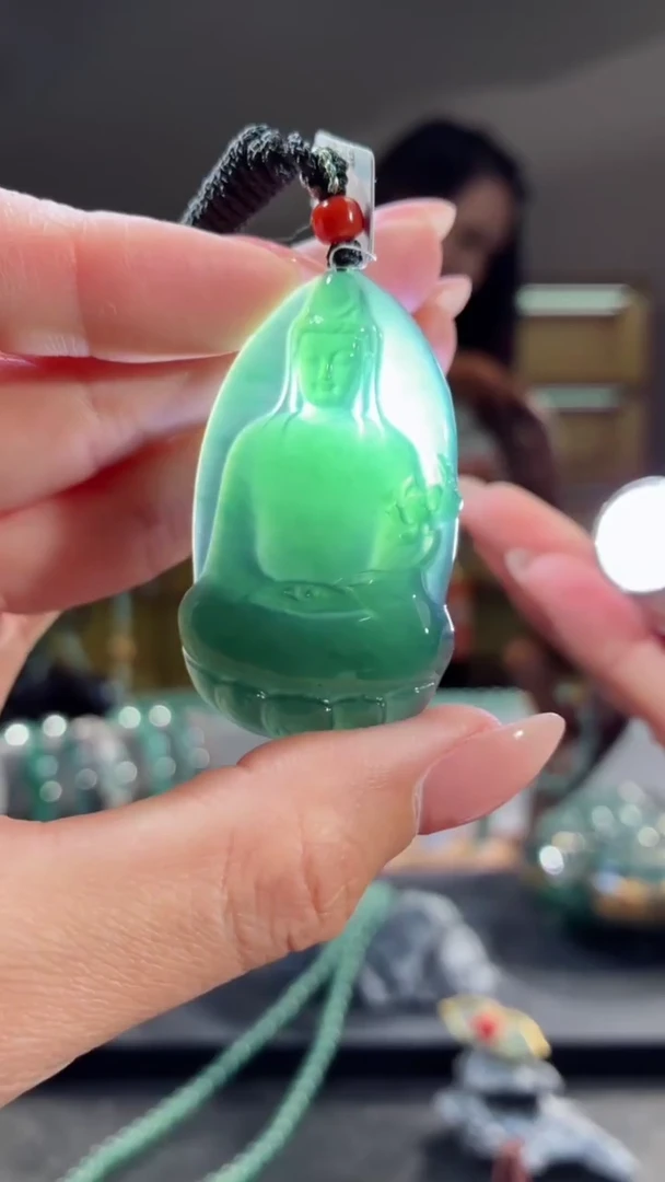 吊坠(不含链)未镶嵌翡翠观音