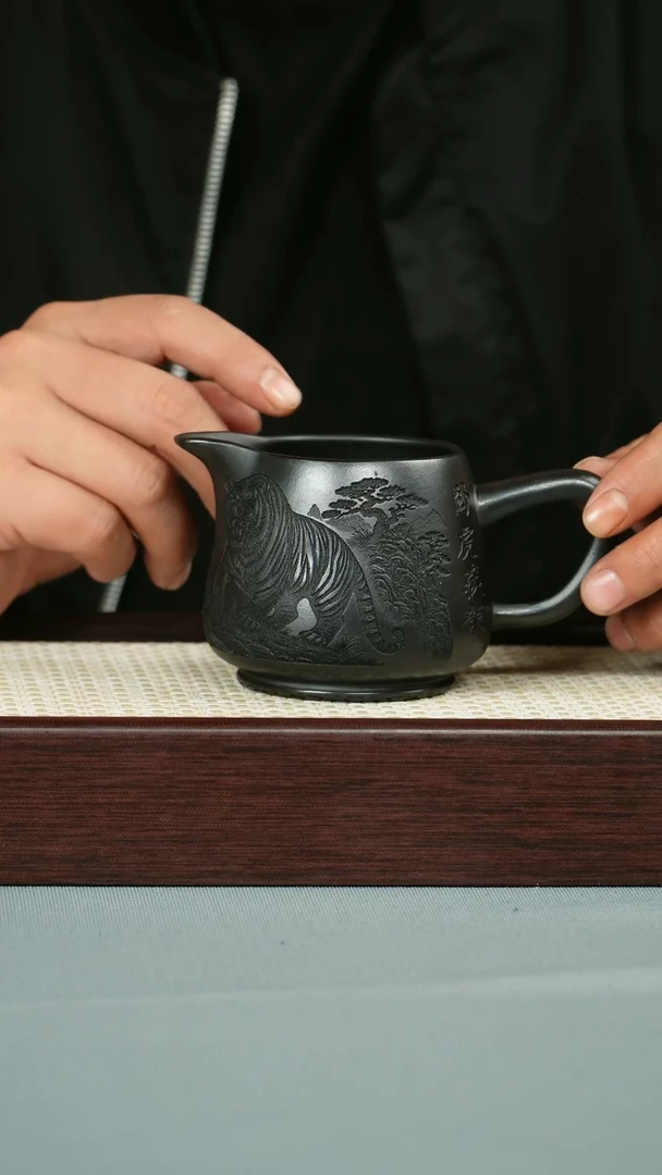 茶杯紫砂 石黄泥料 公道杯