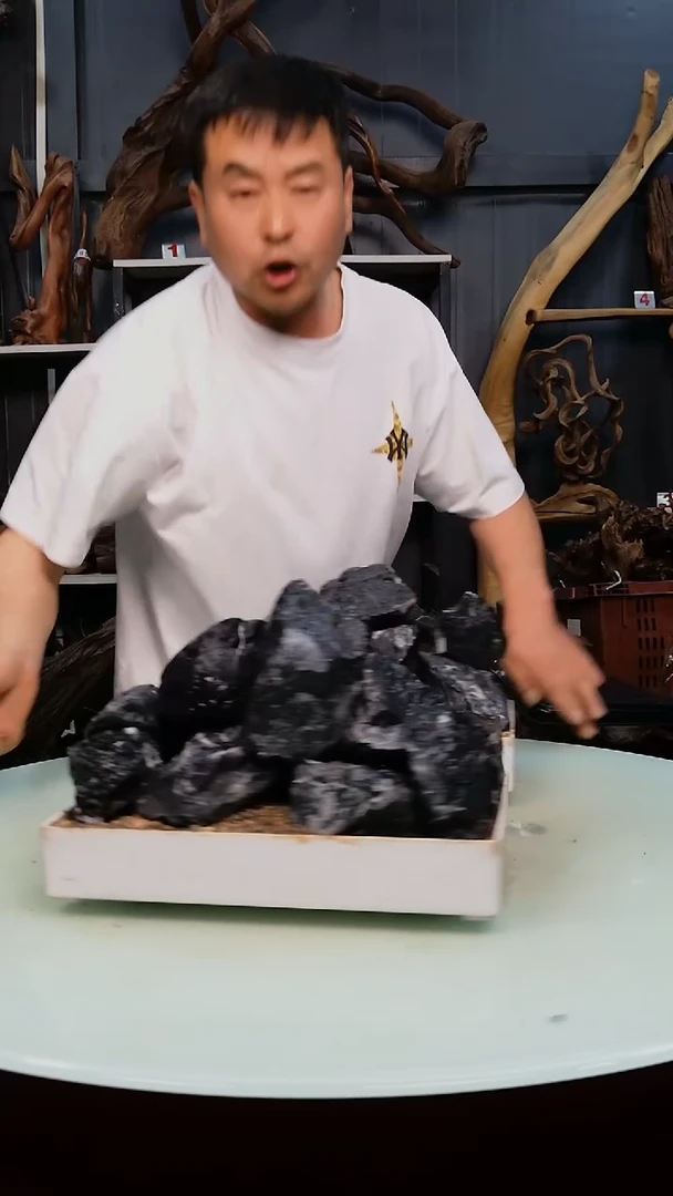 【闪购商品】木随机发货一筐青龙石10斤29.9