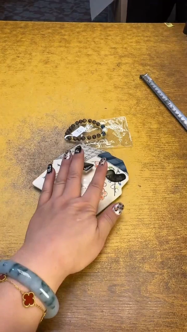 瓷器瓷器瑕疵破破123