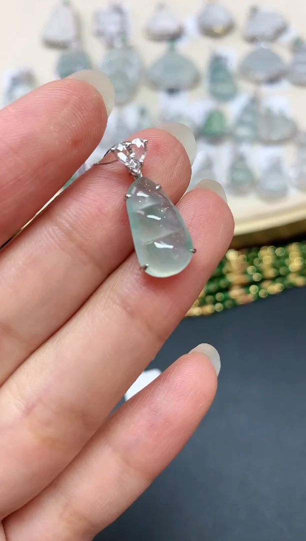 翡翠18K金镶嵌吊坠(不含链)W010|2980