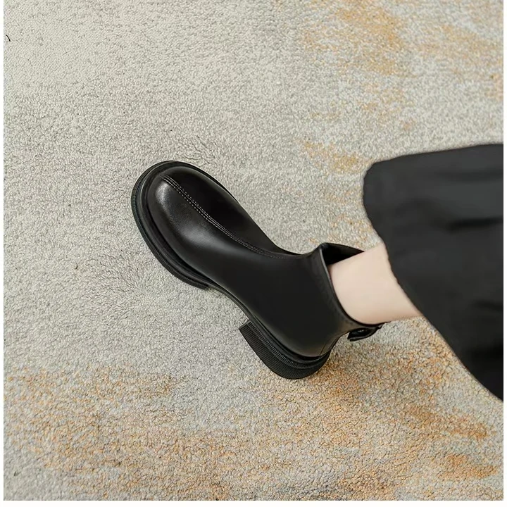 2024女靴新款扣号