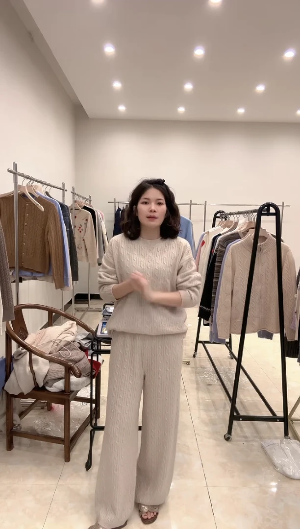 秋季上新 MORO、纱线开衫