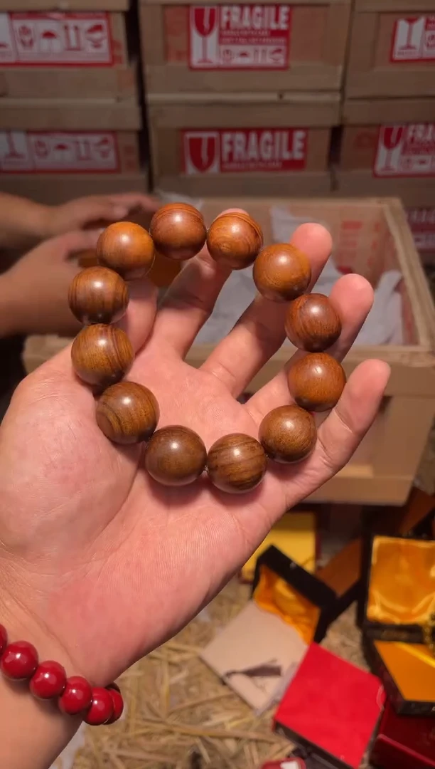 臻品文玩闪购福利精美手串（无礼盒）
