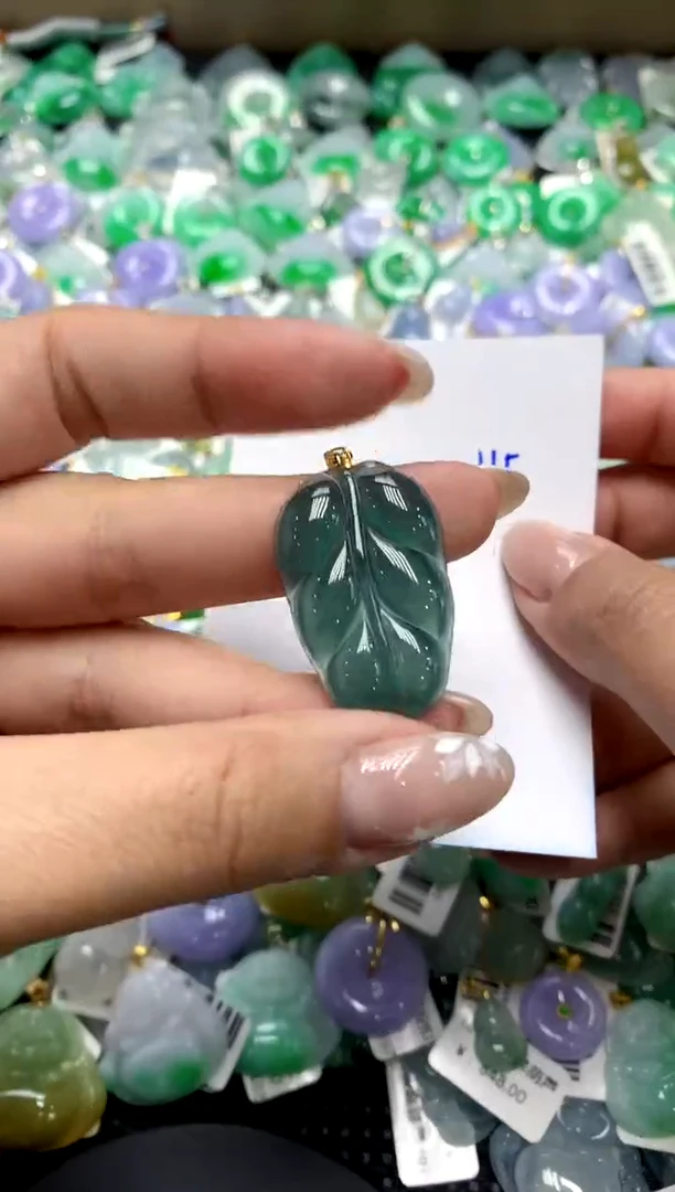 【闪购商品】翡翠颈饰18K金镶嵌111111111111111111