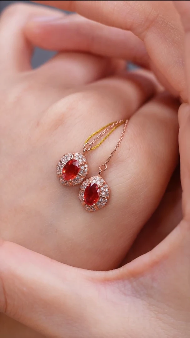 彩色蓝宝石耳饰银S925镶嵌耳饰