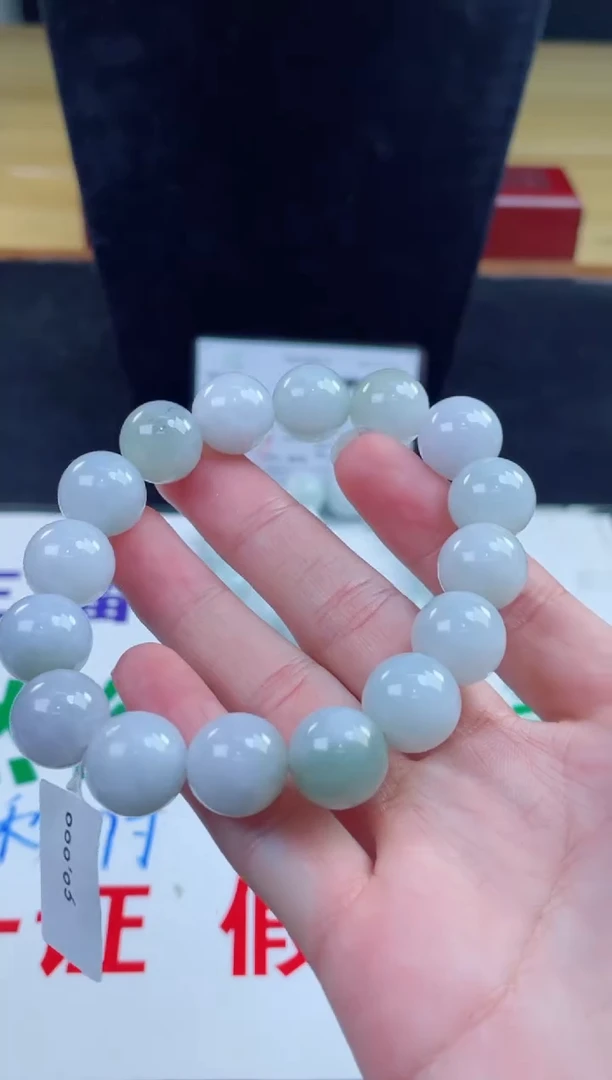 未镶嵌戒指翡翠珠串