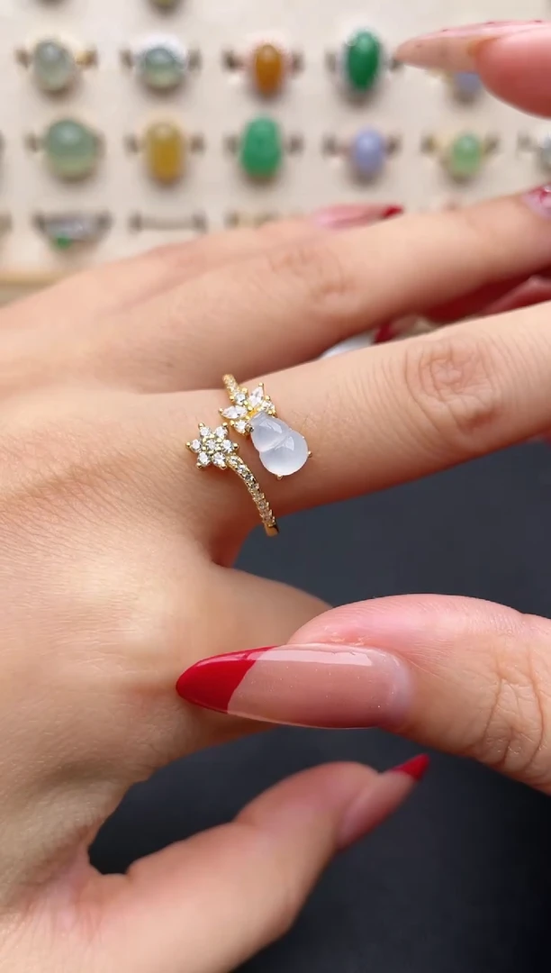 【闪购商品】翡翠戒指银S925镶嵌一物一证一礼盒