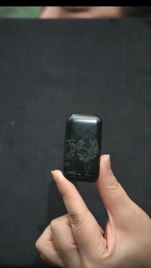 颈饰未镶嵌和田玉一路连科55.8克