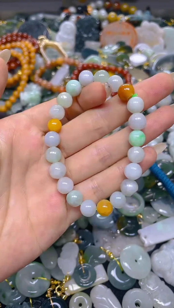 颈饰未镶嵌翡翠8MM/ N /翡翠A货，一件也是批发价