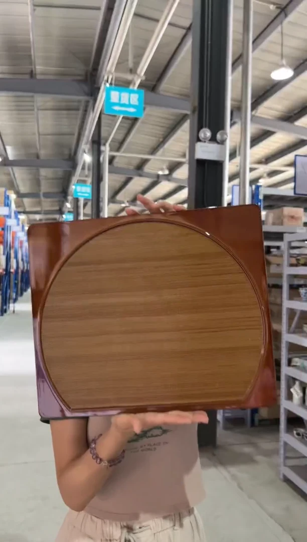 瓷片半月会席焼杉盆　春慶杉目銀平目尺３寸