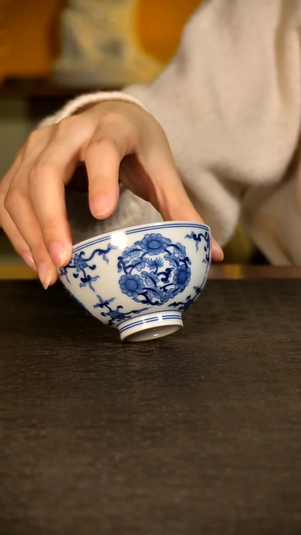 青花团花鸡心杯尙镇