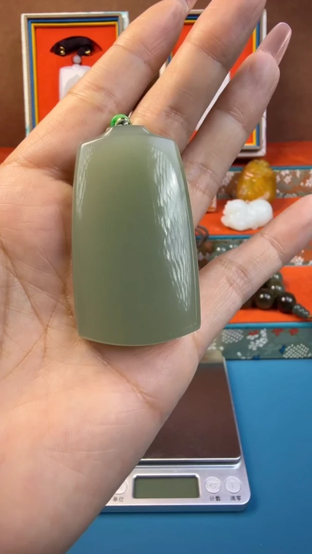 颈饰未镶嵌和田玉和田玉