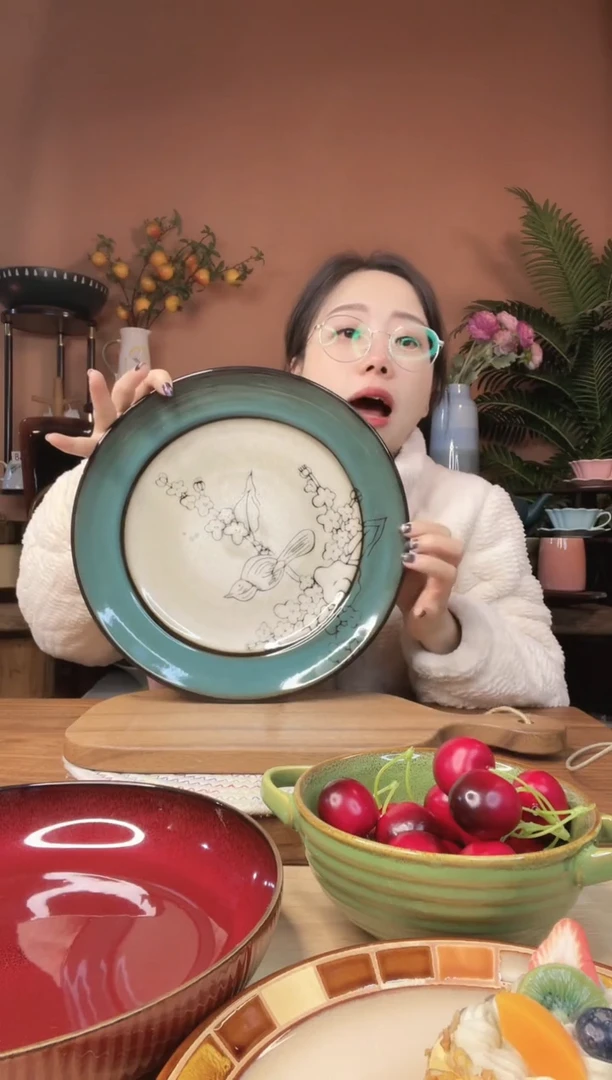 陶瓷11.3英寸手绘花鸟大盘 微瑕疵