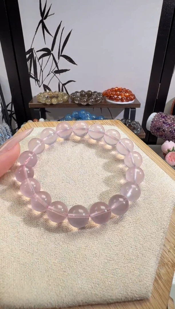 水晶摆件未镶嵌莫桑比克粉水带六芒手串