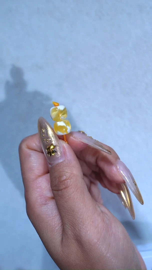 手链蜜蜡未镶嵌典藏级10mm金漆瓷白对珠