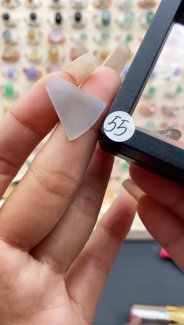 【闪购商品】翡翠裸石天然A货翡翠111  3+55