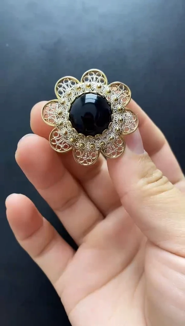 裸石琥珀未镶嵌戒指