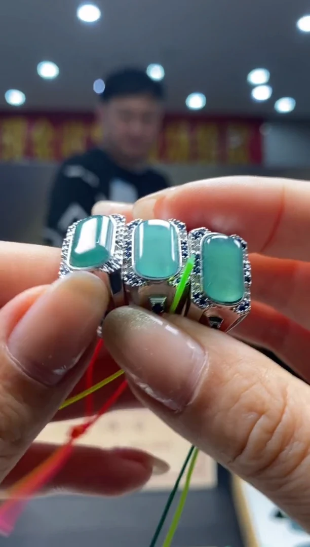 【闪购商品】翡翠颈饰未镶嵌多样性发货【只发一件】*q23