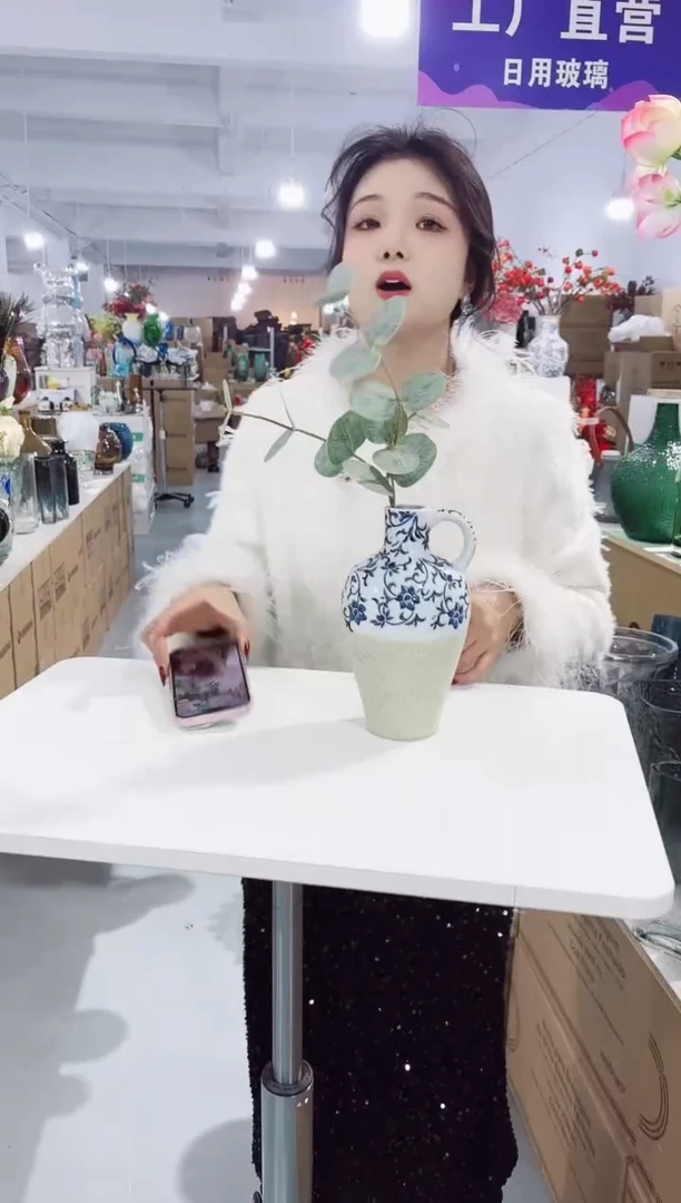 【闪购商品】玻璃私花主义花瓶厂-微瑕--DBVP