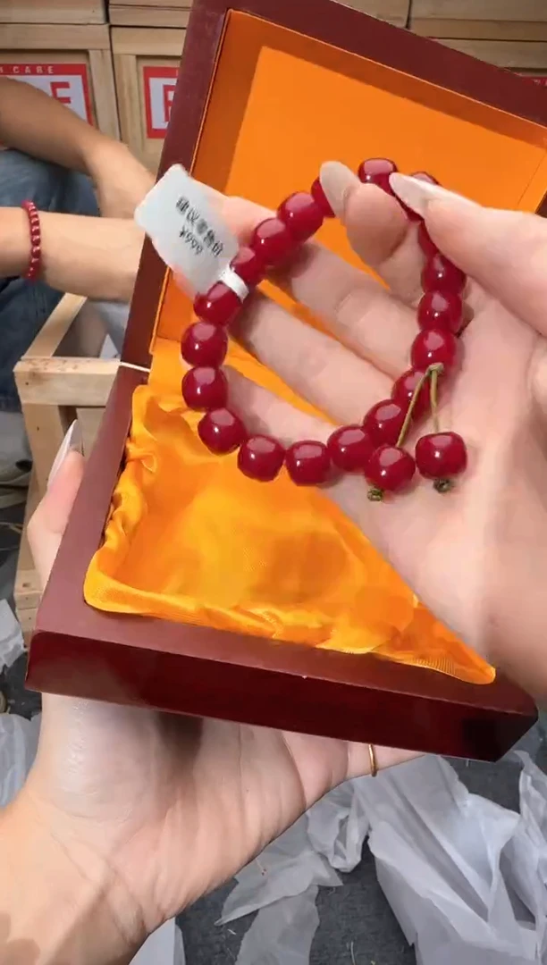 精美手串（无礼盒）