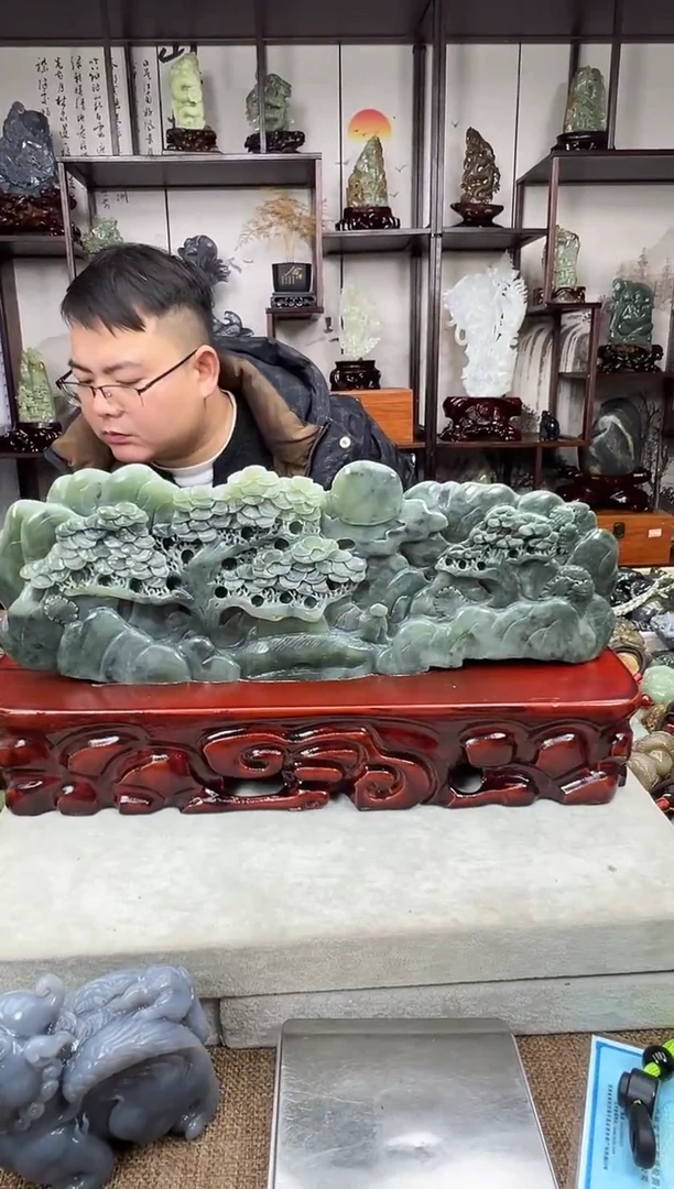 未镶嵌和田玉摆件1