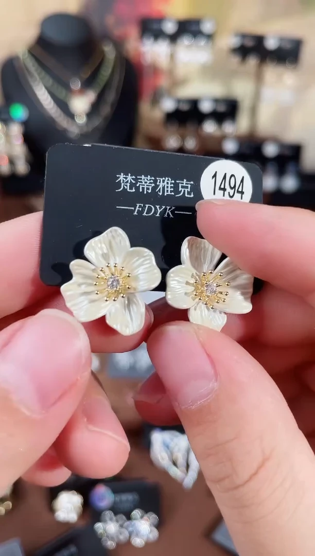 铜合金合成立方氧化锆925银梵1494