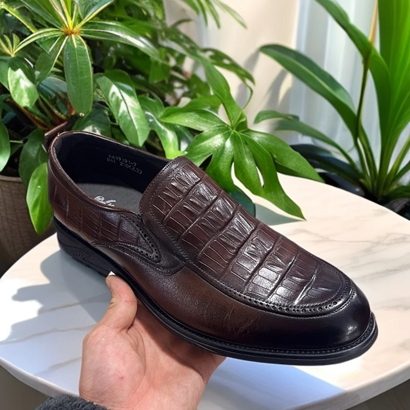 39391新款高品质头层牛皮男鞋猪皮脚垫