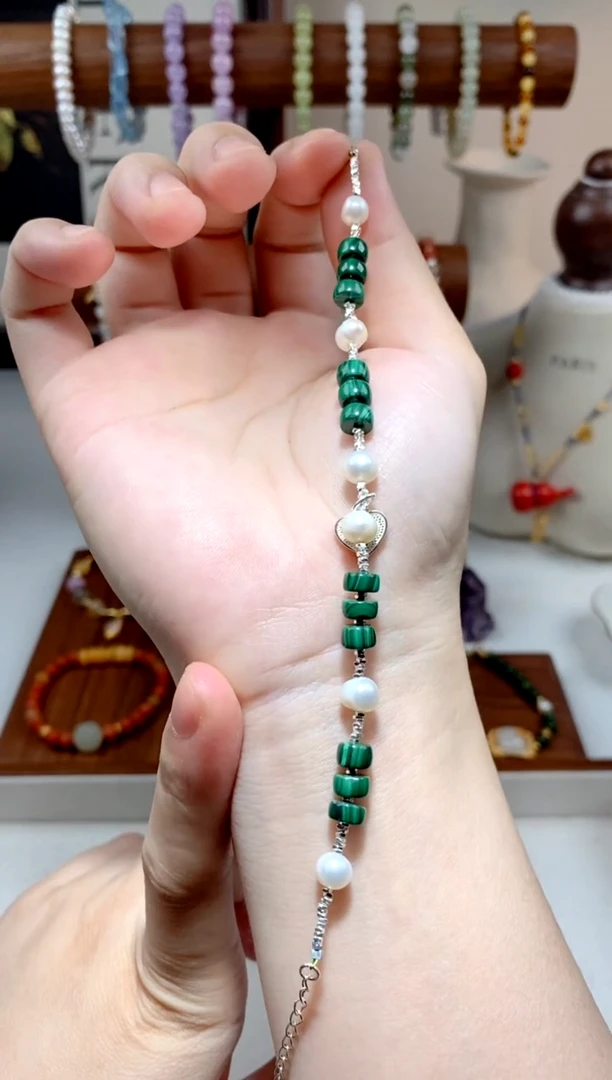 【闪购商品】孔雀石手链银S925镶嵌珍珠孔雀石手链