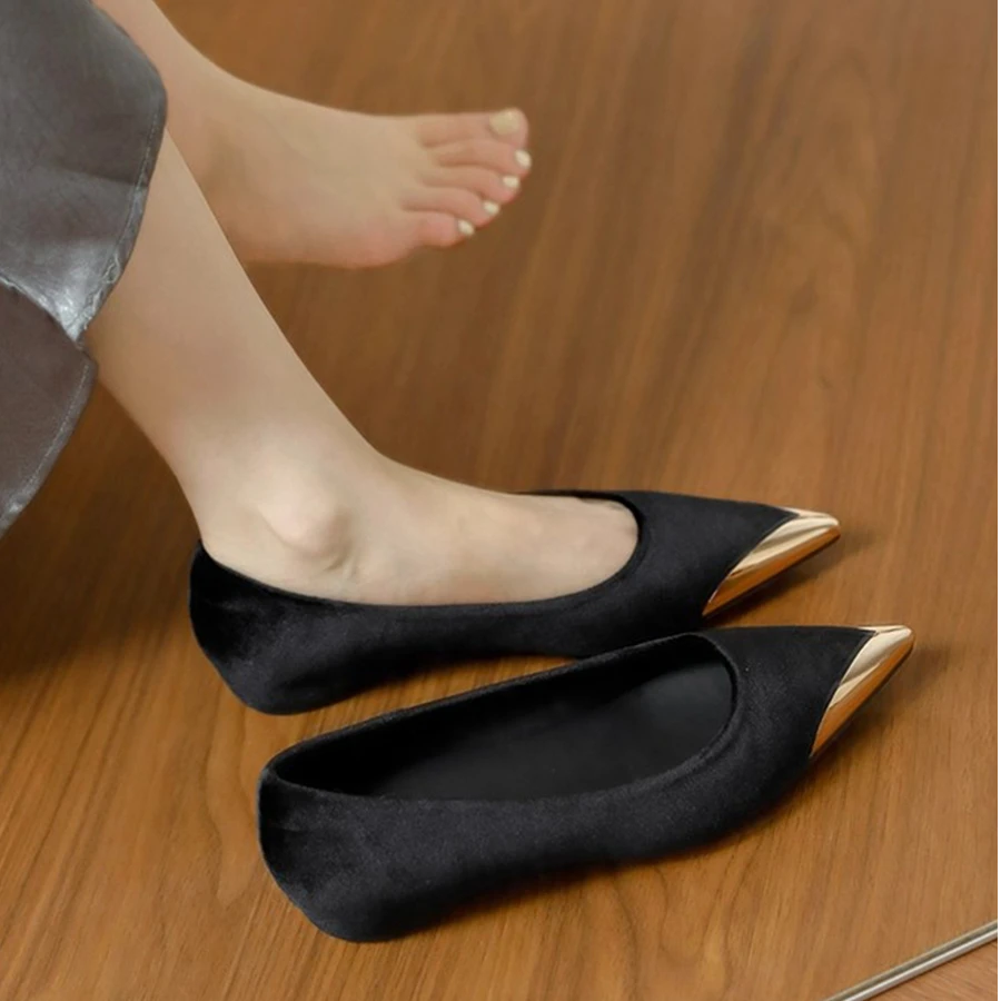 一双就够~新款尖头中跟单鞋女粗跟百搭豹纹性感配裙金属头晚晚风