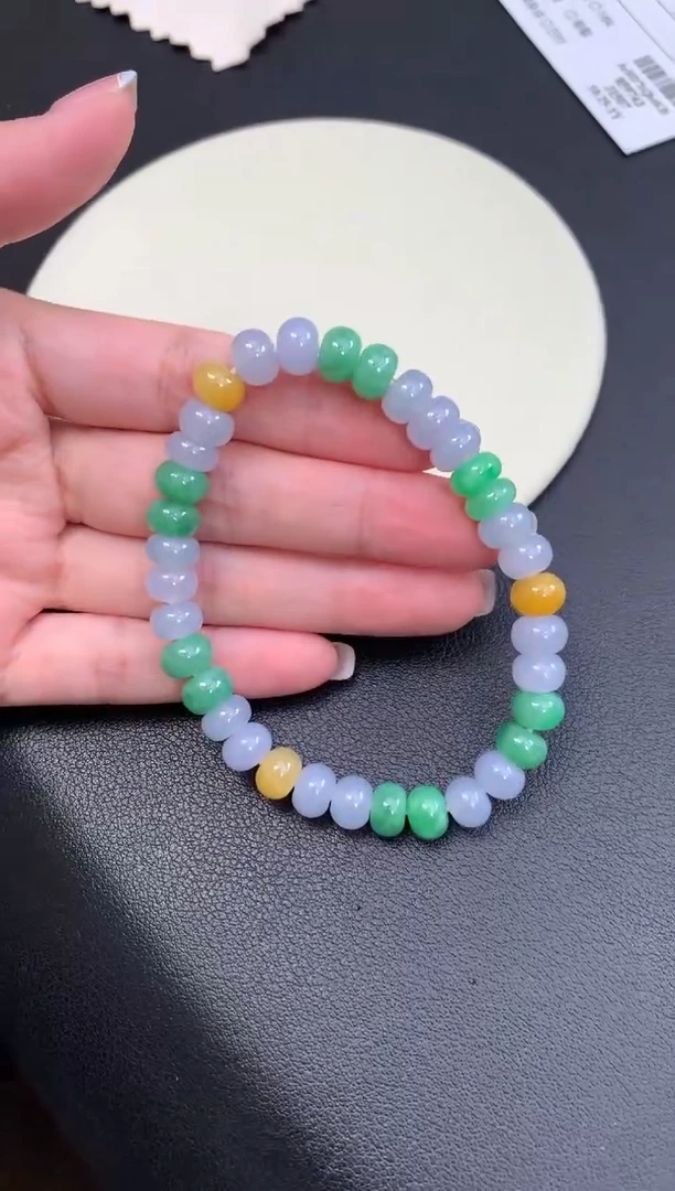 未镶嵌定制翡翠48小时鉴赏期 退货不扣服务费