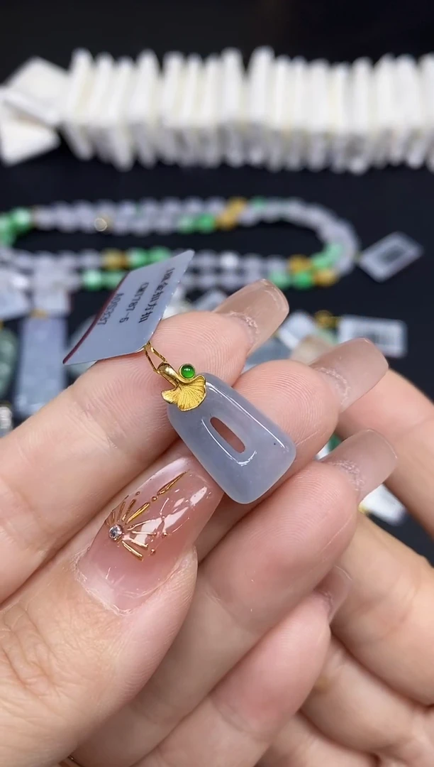 吊坠(不含链)18K金镶嵌翡翠公主扣18K金扣镶嵌@@CMT787-5