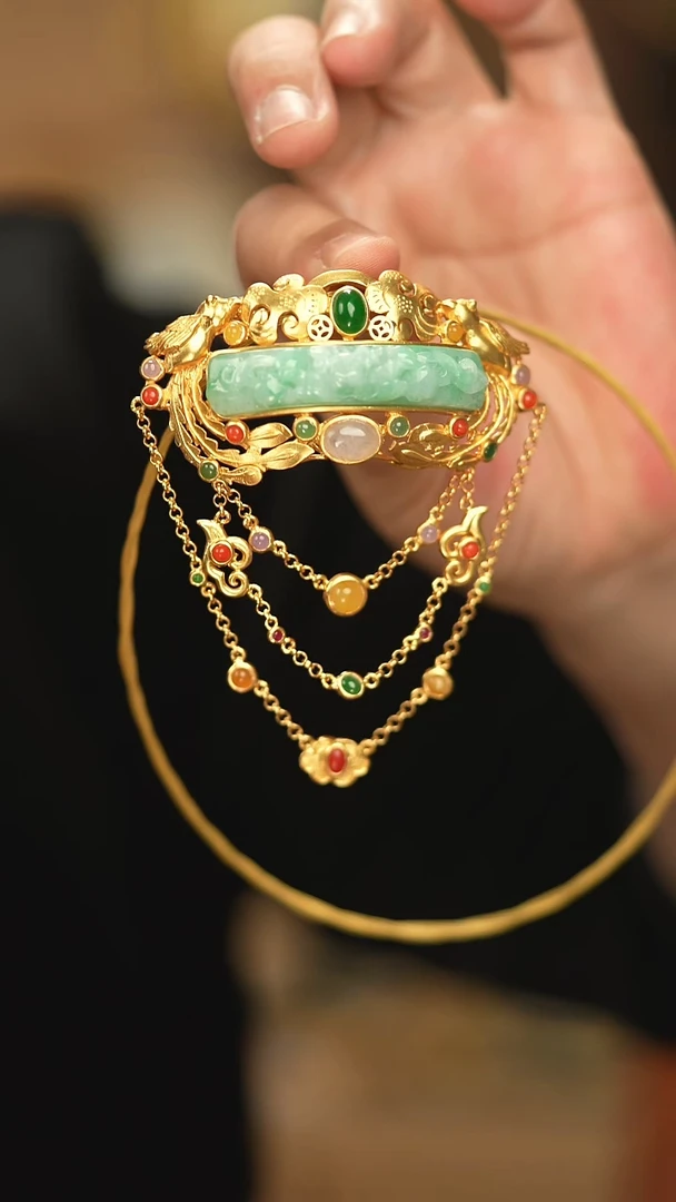 【闪购商品】翡翠吊坠(赠链)银S925镶嵌新款