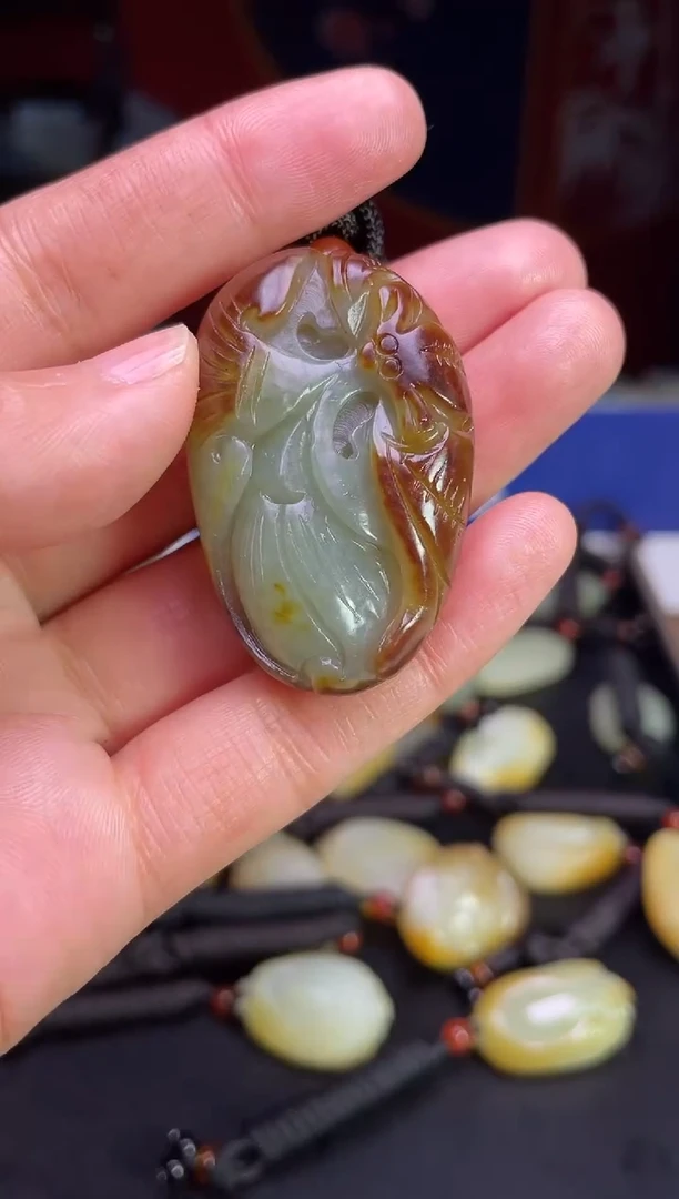 颈饰未镶嵌和田玉132