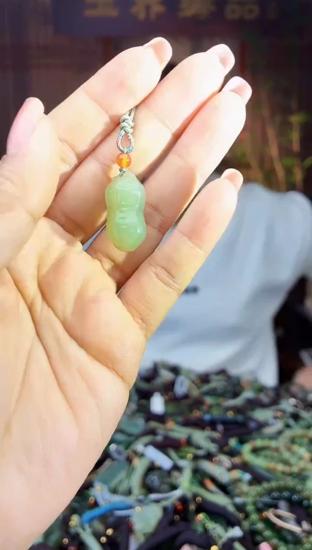 颈饰未镶嵌和田玉多样性发货拍一发一