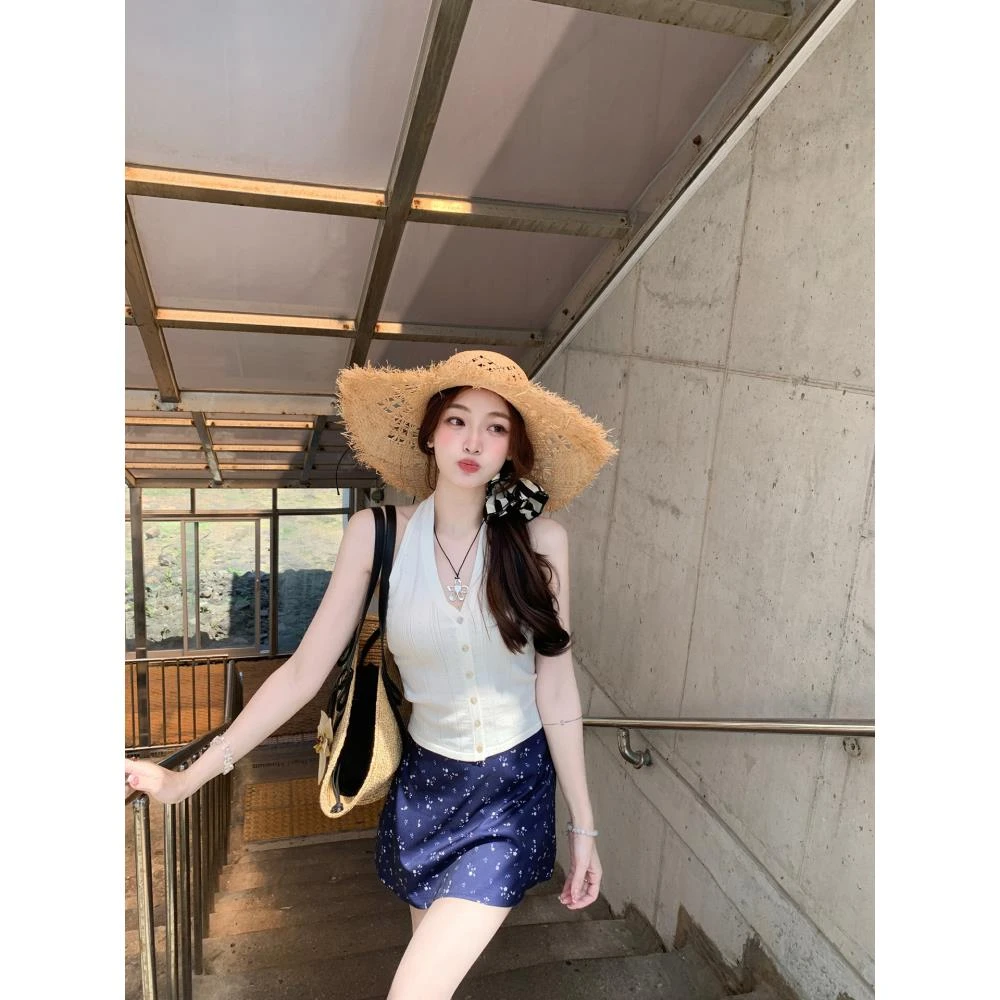 热恋岛屿浪漫度假风套装女夏挂脖辣妹吊带上衣甜美复古碎花半身裙