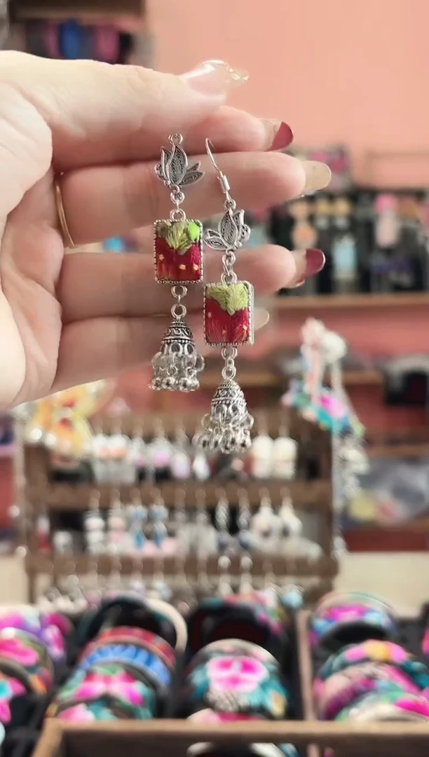 织绣艺枝独绣手工饰品67