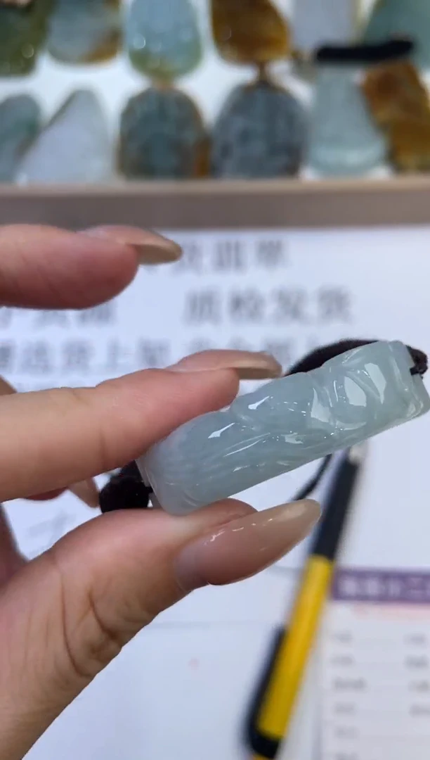 翡翠挂件未镶嵌2221219   /多样性发一件