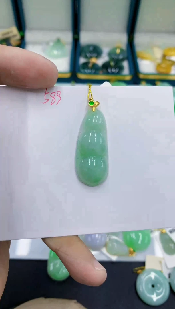 颈饰未镶嵌翡翠11111111