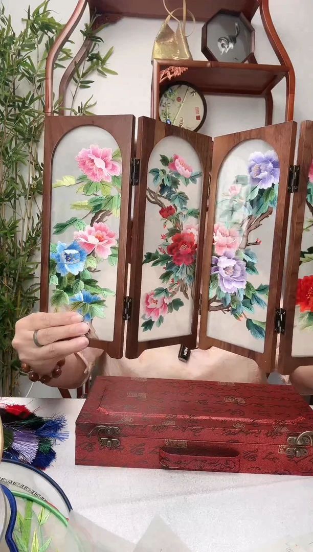 刺绣南****来摆件双面非遗