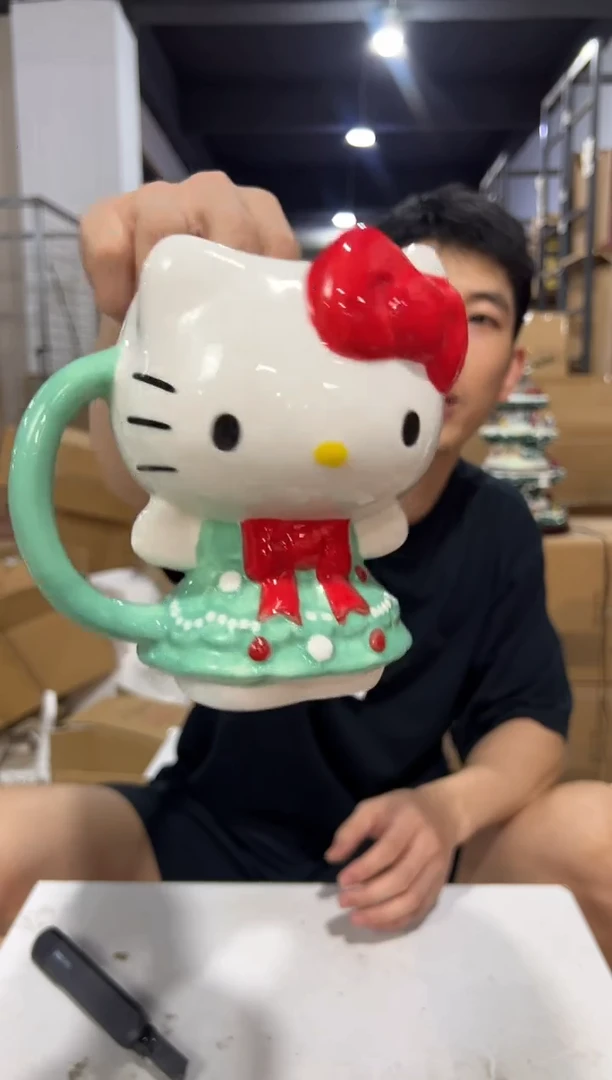 瓷片圣诞绿色裙子kt全身杯