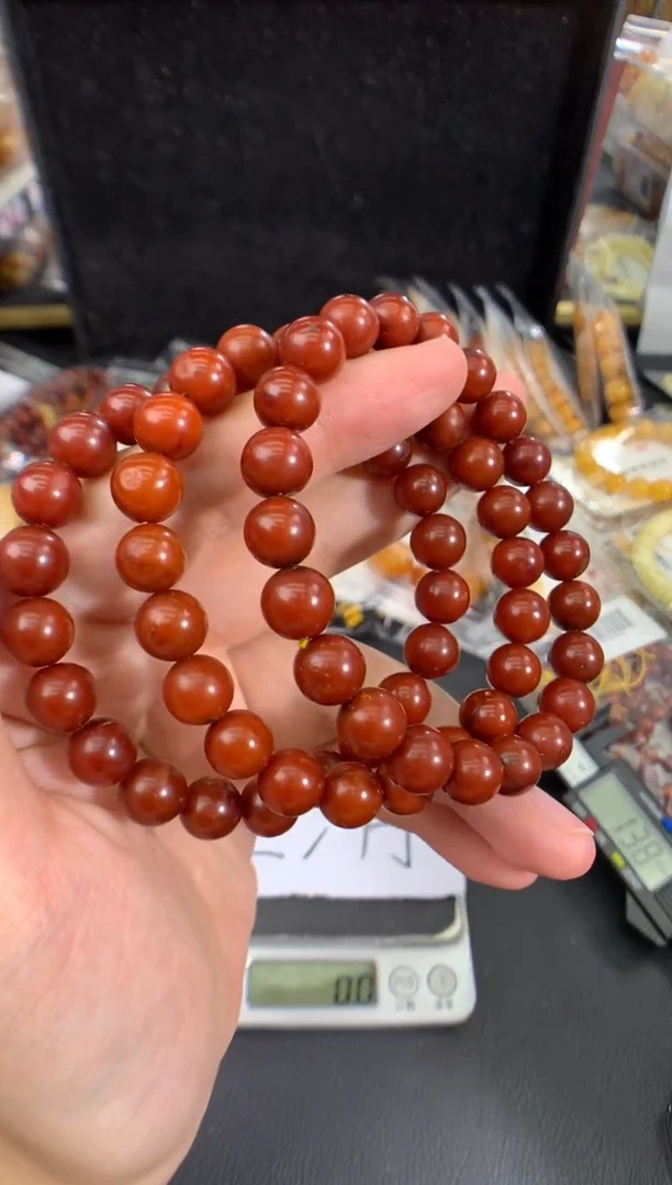 蜜蜡未镶嵌珠宝奇石多样性发一件