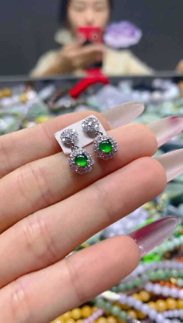 颈饰未镶嵌翡翠/C/翡翠A货，一件也是批发价