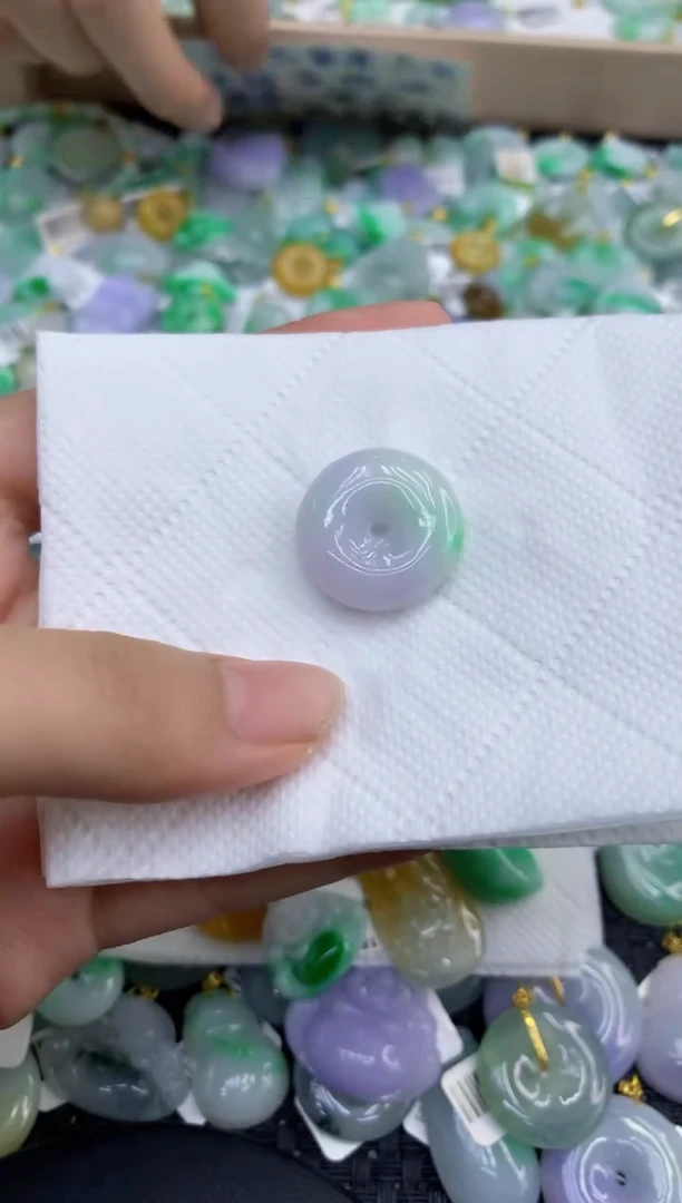 颈饰未镶嵌翡翠天然缅甸A货翡翠