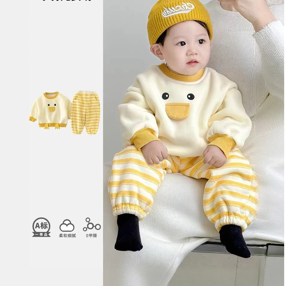 婴儿冬季套装男女宝宝卡通休闲卫衣分体套装冬装一体绒卫裤两件套