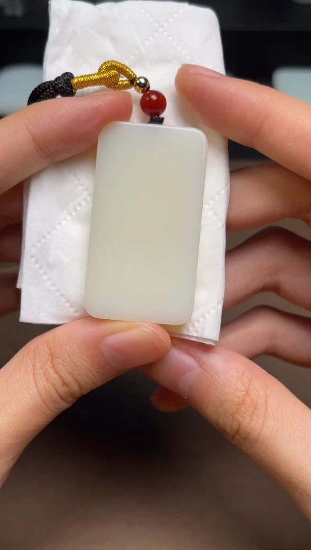 和田玉未镶嵌颈饰34