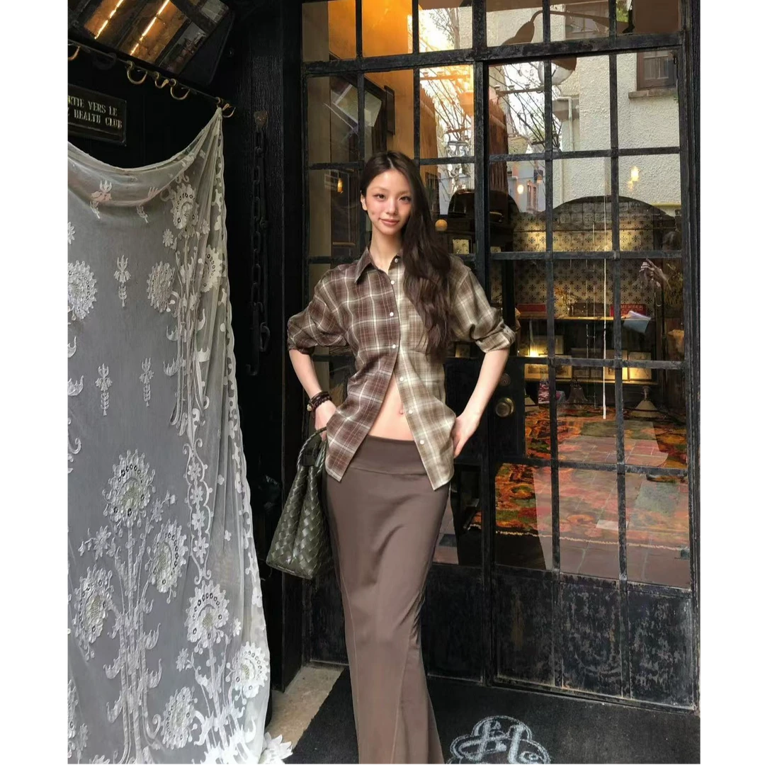 时尚设计感小众套装衬衫上衣女夏季2025新款高腰显瘦半身裙两件套