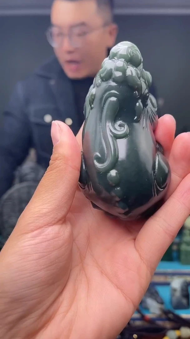 未镶嵌和田玉挂件1