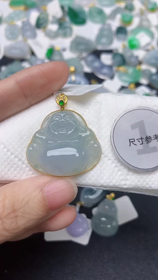 颈饰18K金镶嵌翡翠天然缅甸A货翡翠